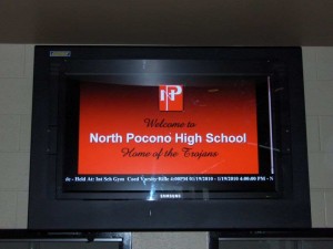 Digital Signage in Education - Information screen in high school